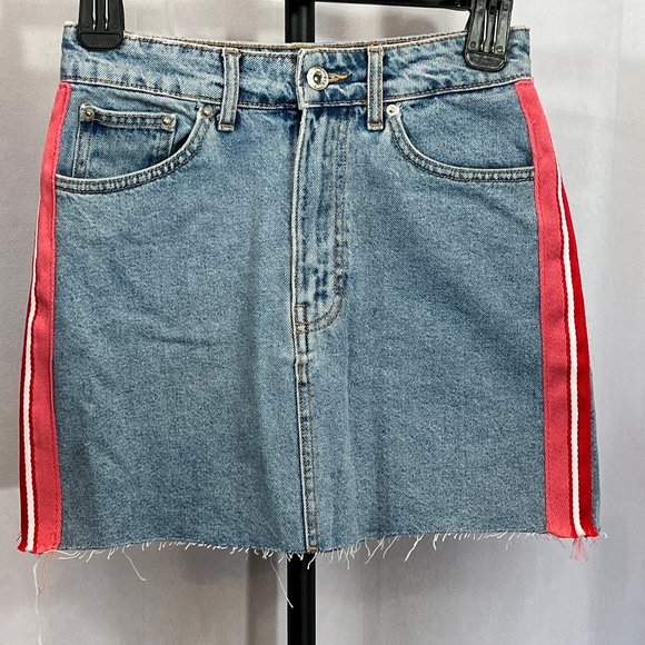 ZARA Denim Skirt with Red White Pink Stripe Size XS - Picture 2 of 8